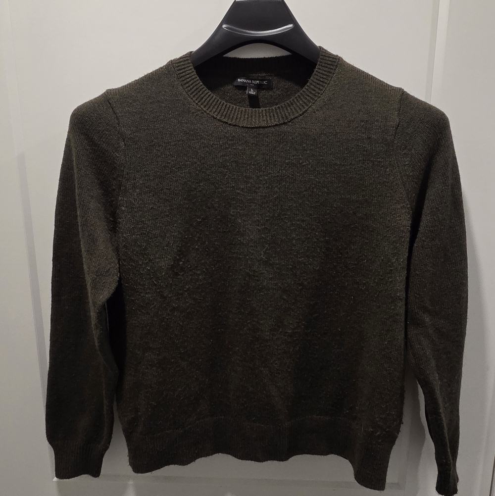 Banana Republic Women's Olive Crewneck Sweater